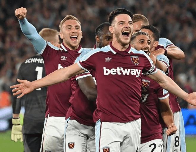 利物浦U18队夺青年欧冠冠军