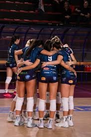 又来搞活！球队遭逆转C罗比争议手势，被扒14年前就曾这样做过